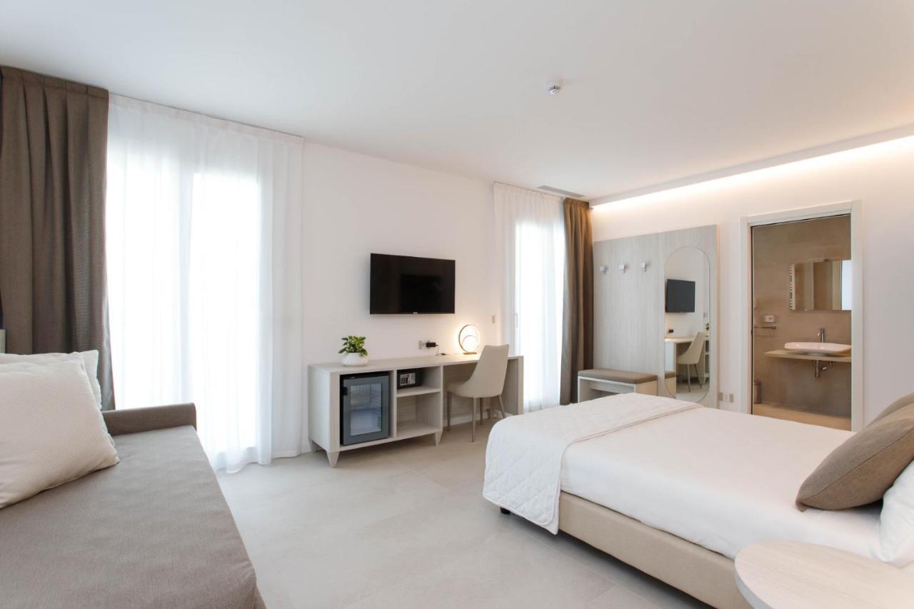 Junior Suite Terrace,1414446101:JPEG